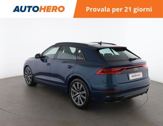 AUDI Q8 55 TFSI quattro tiptronic Sport