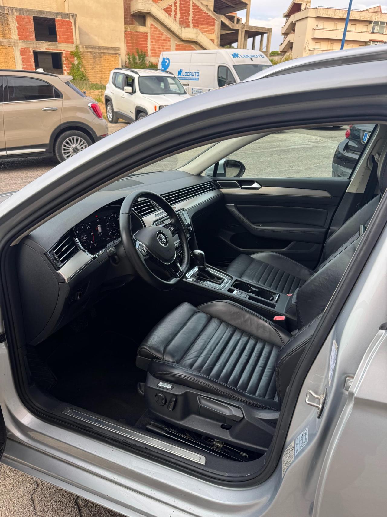 VOLKSWAGEN PASSAT Variant 2.0 tdi Highline 150cv dsg