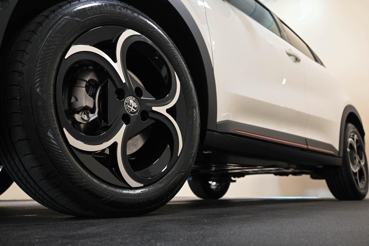 ALFA ROMEO Junior Junior 1.2 136 CV Hybrid eDCT...