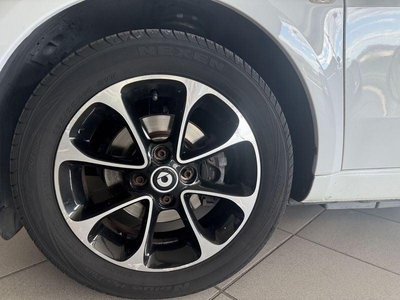 smart fortwo fortwo 70 1.0 twinamic cabrio Passion