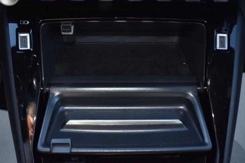 Peugeot 2008 2008 PureTech 100 S&S Allure