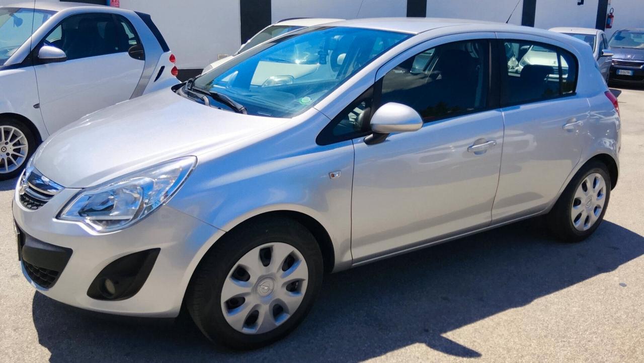 Opel Corsa GPL CASA MADRE (2034!!!9