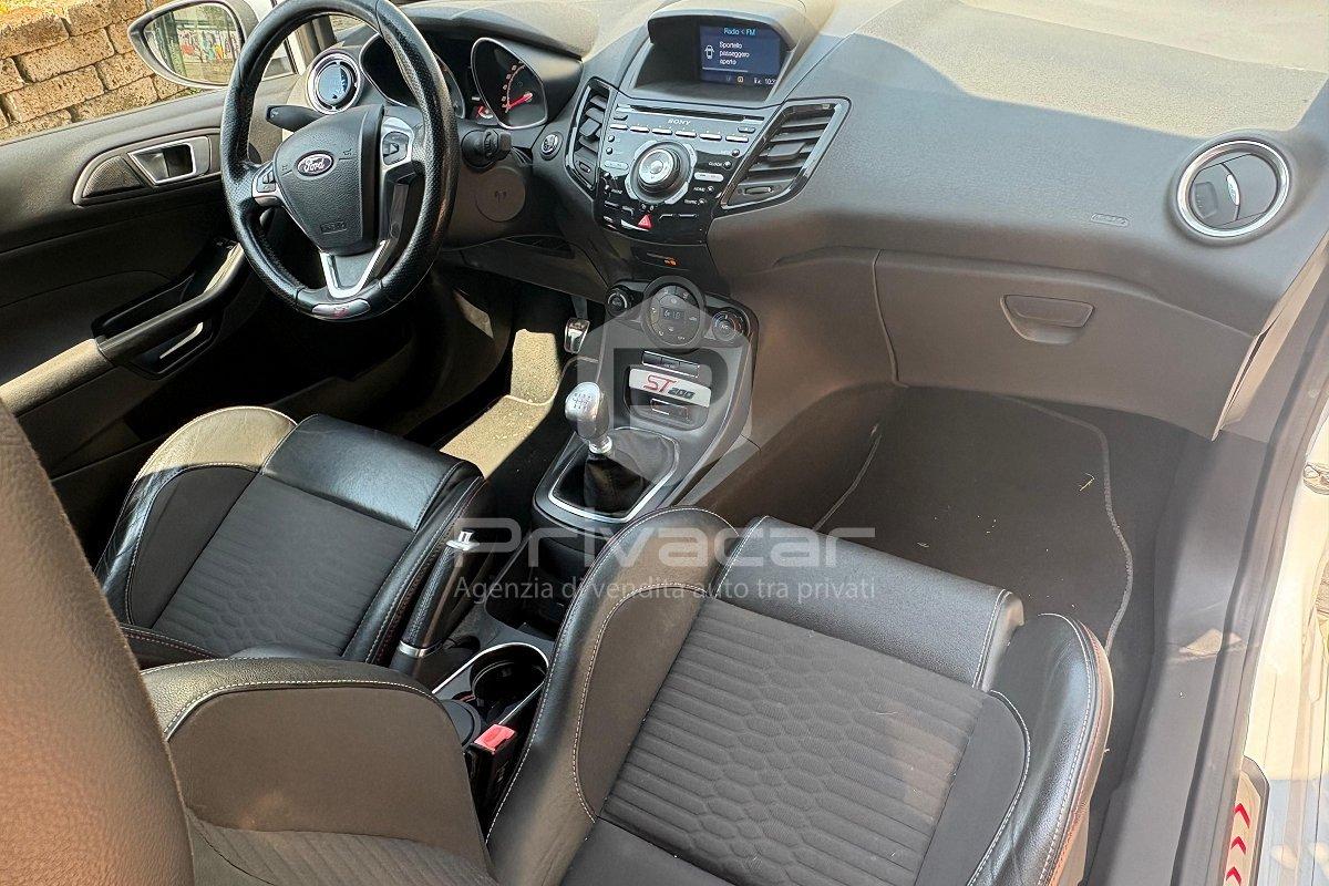 FORD Fiesta 1.6 200CV 3 porte ST 200