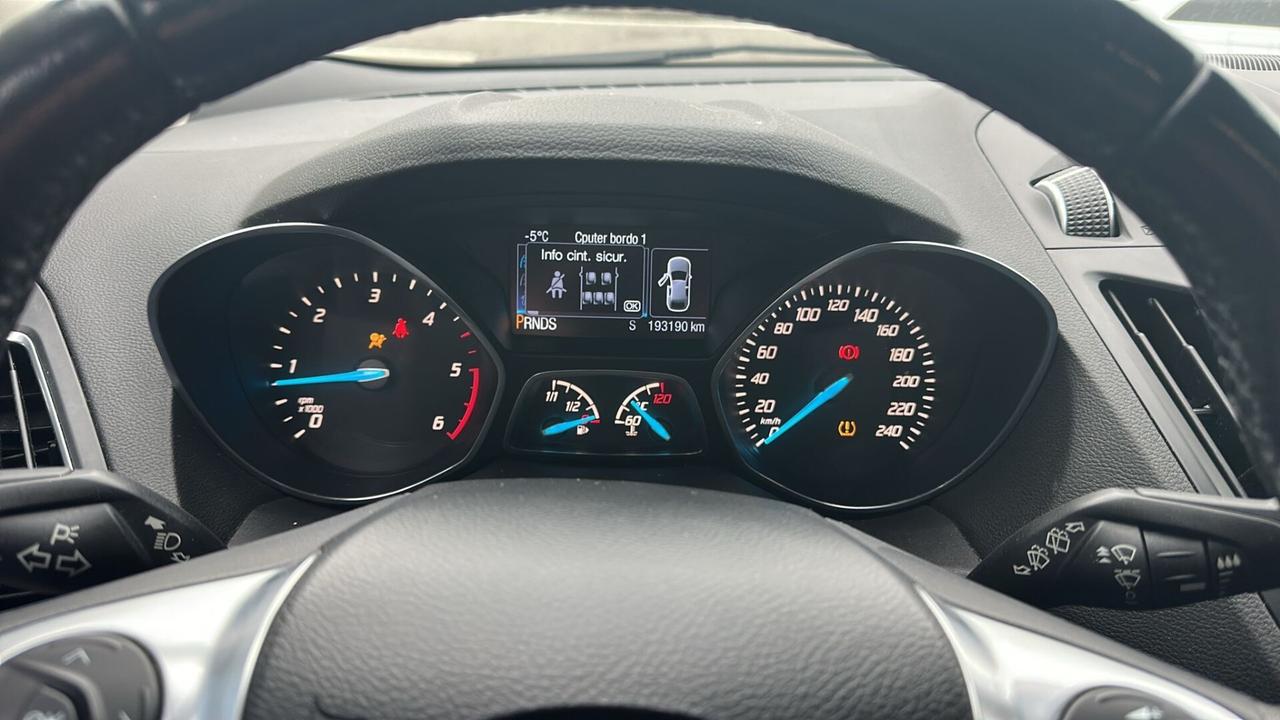 Ford Kuga 2.0 TDCI 150 CV S&S 2WD Titanium