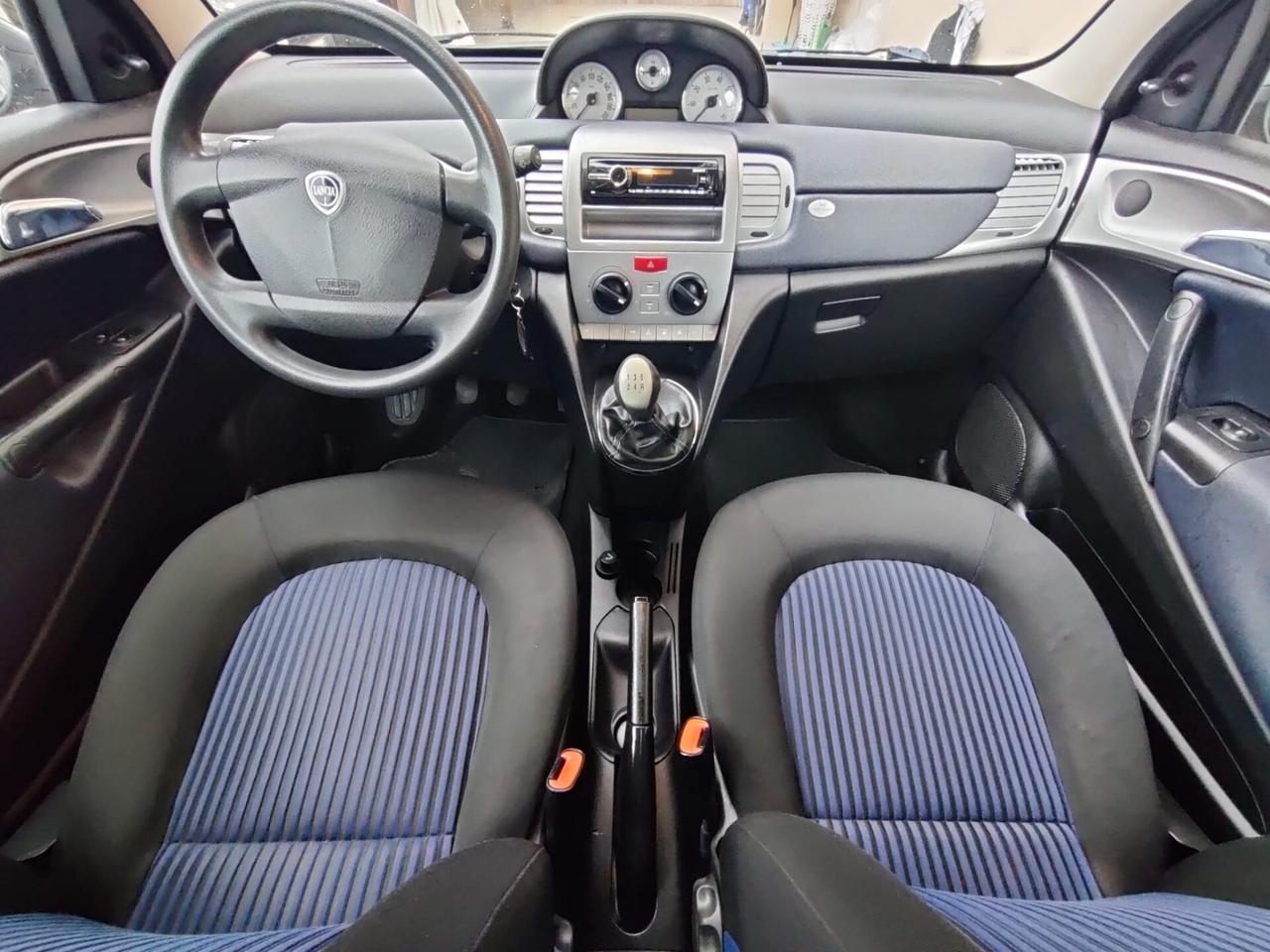 Lancia Ypsilon 1.3 MJT