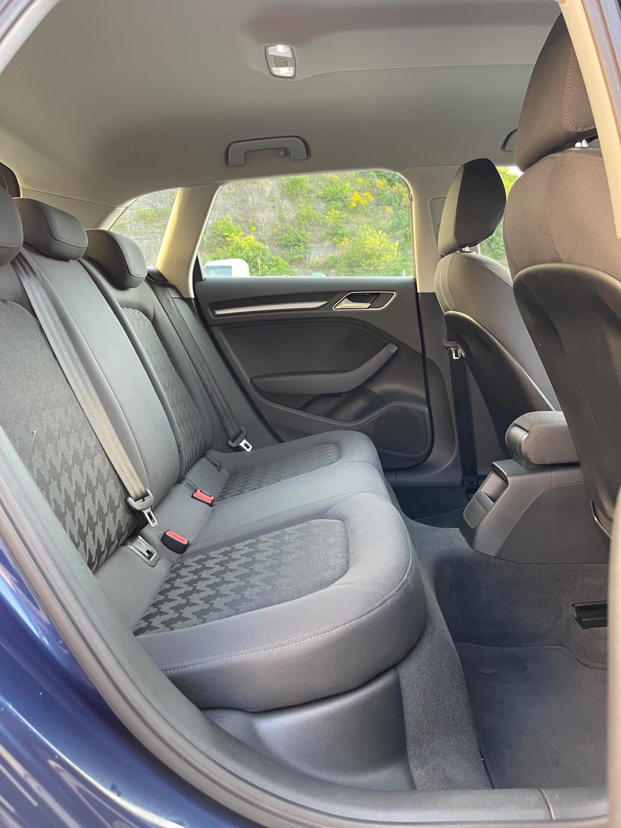 Audi A3 SPB 1.6 TDI 110CV S tronic / NEOPATENTATI