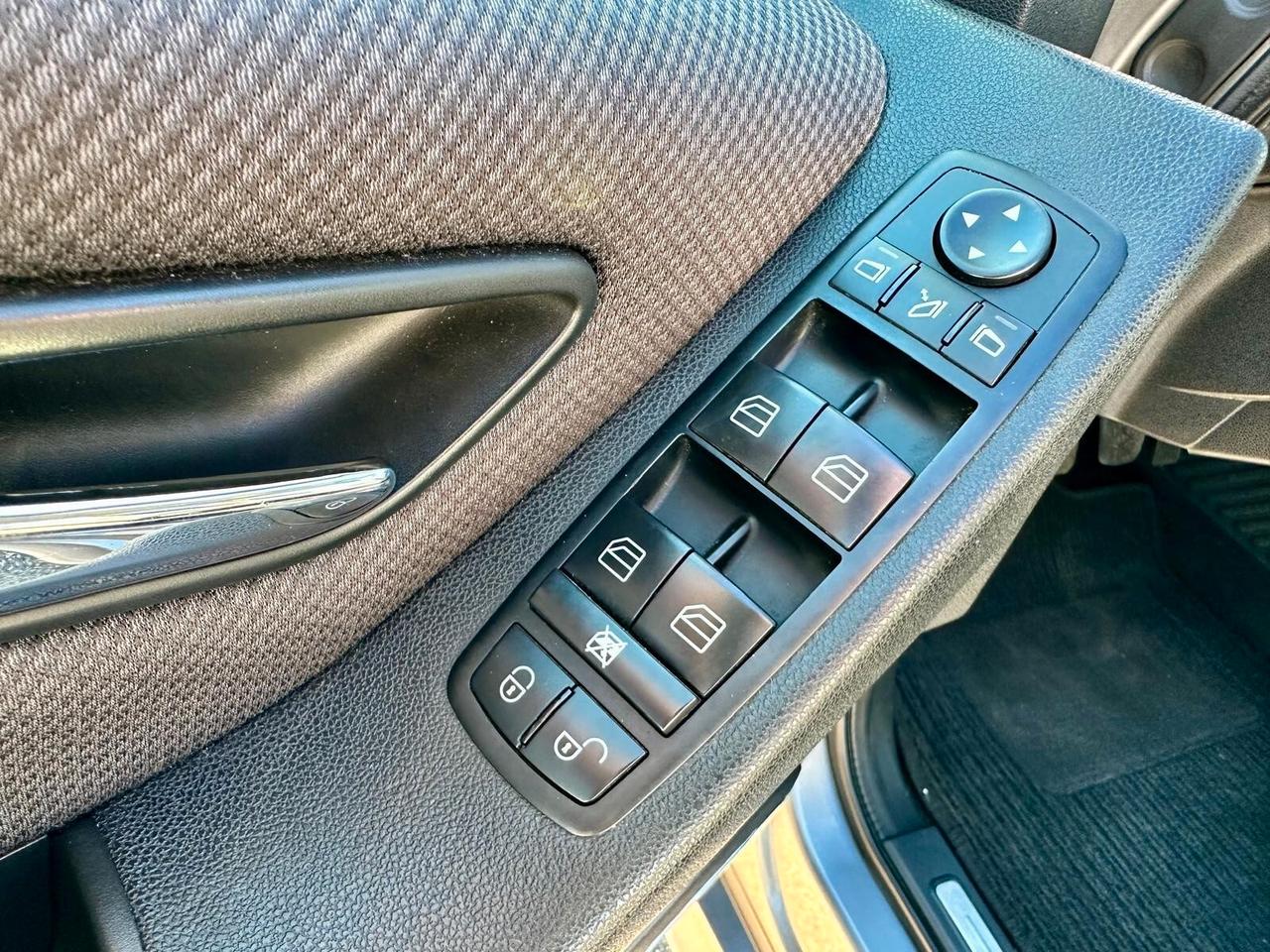 Mercedes-benz B 180 CDI Executive 2010