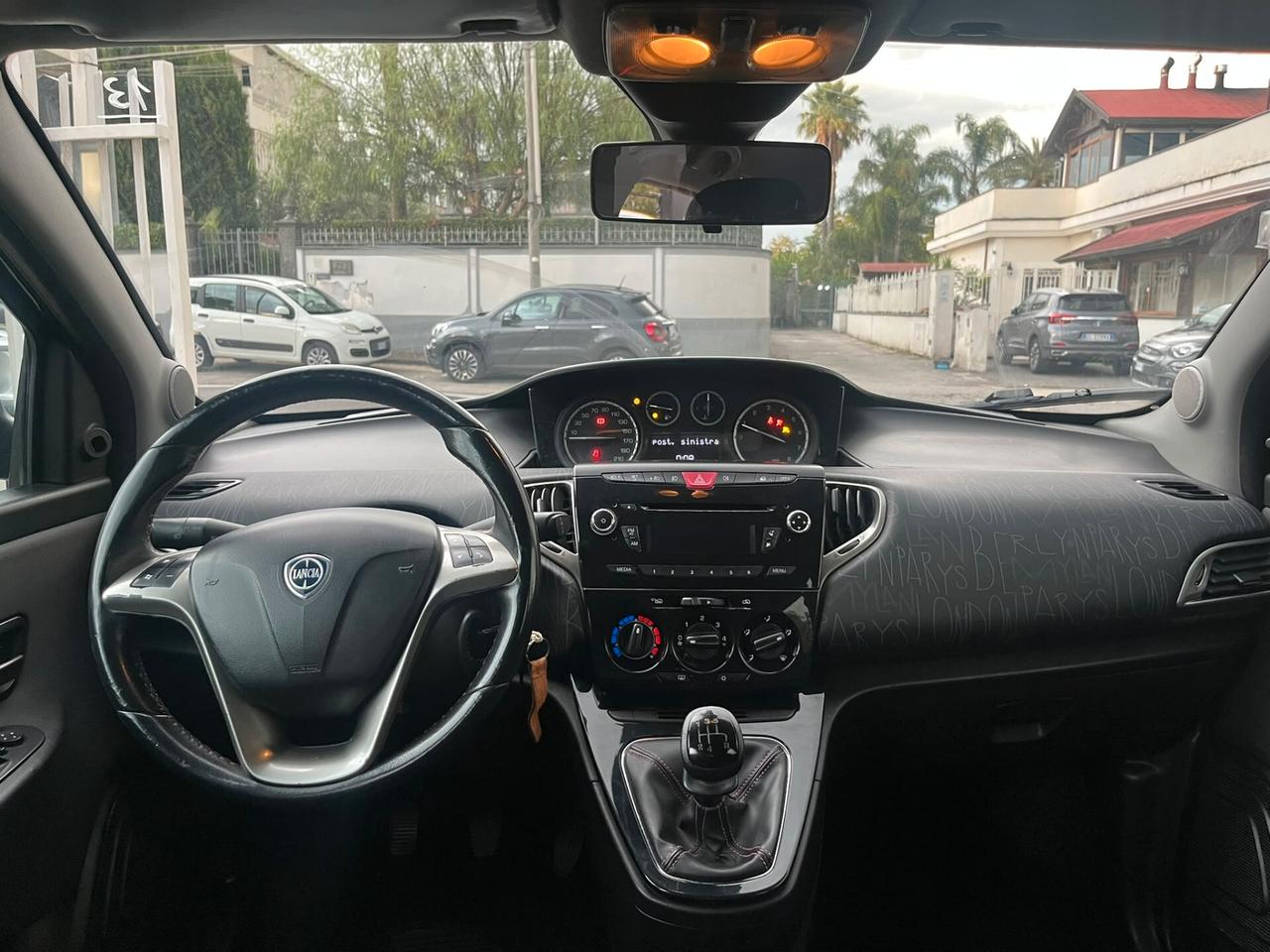 Lancia Ypsilon 1.2 69 CV 5 porte S&S Silver 2014