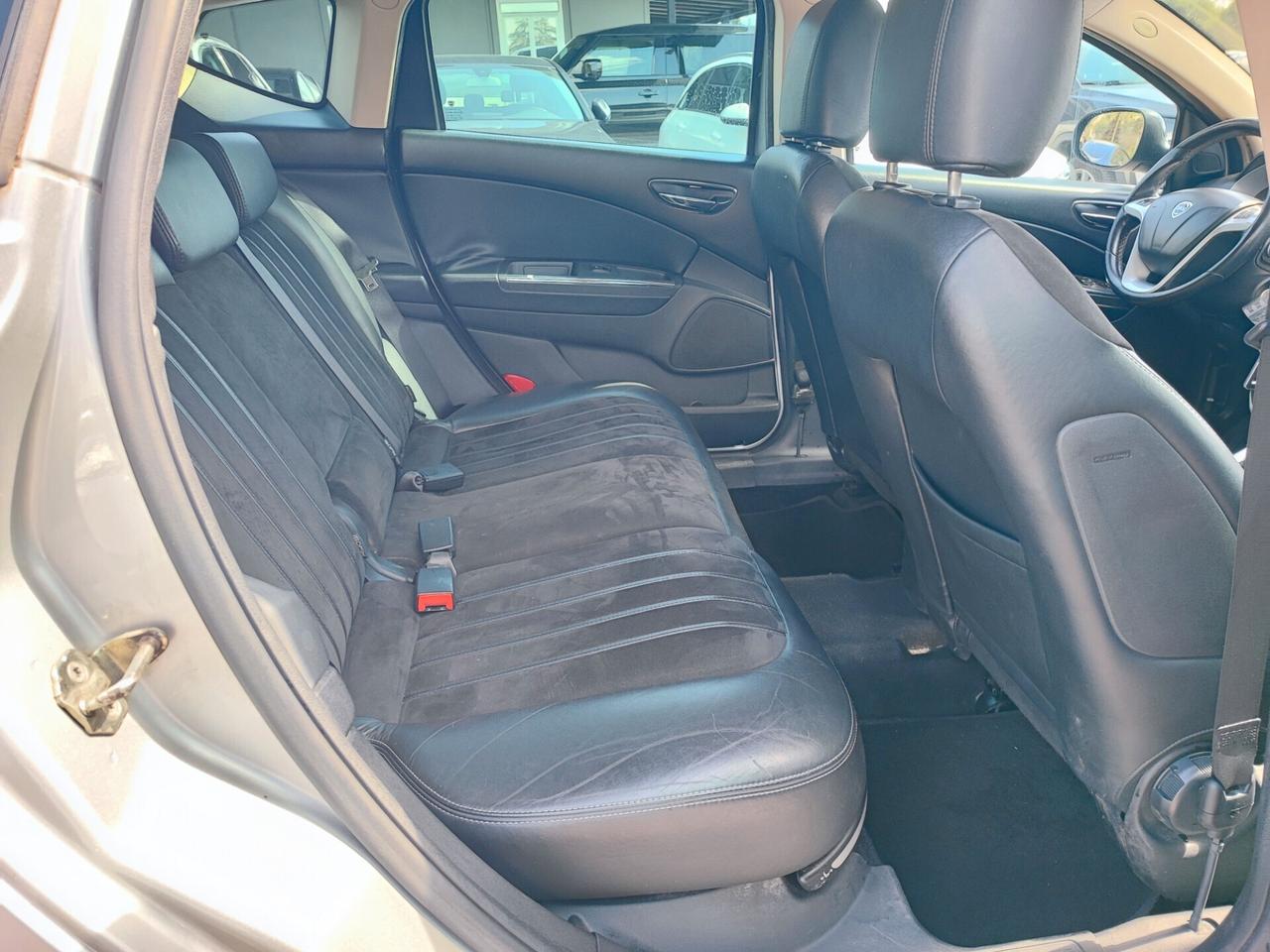 Lancia Delta 1.6 MJT Silver