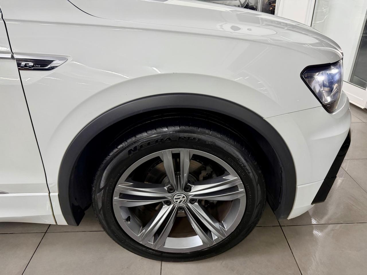 VW Tiguan 2.0 150 CV DSG R-Line FINANZIABILE