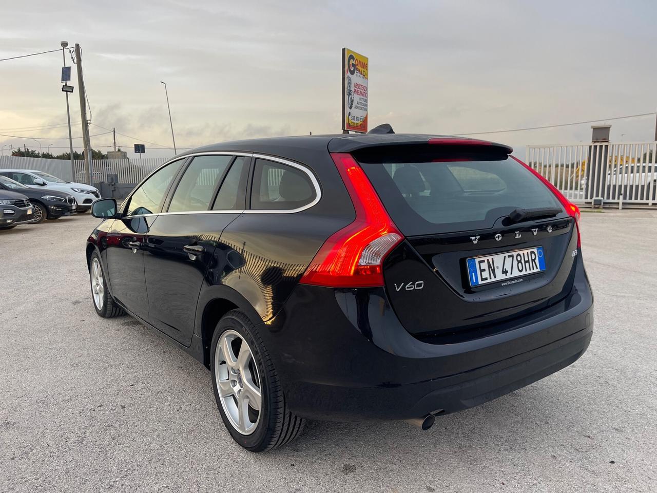 VOLVO V60 2.0 D3 GEARTRONIC FULL MY13 95800KMMM