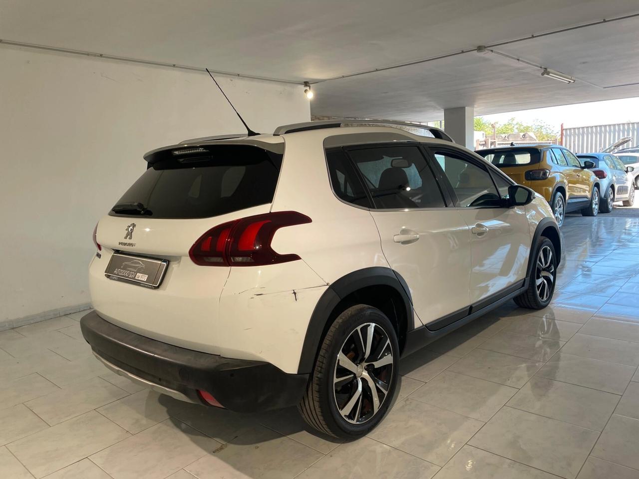 Peugeot 2008 BlueHDi 100 GT Line