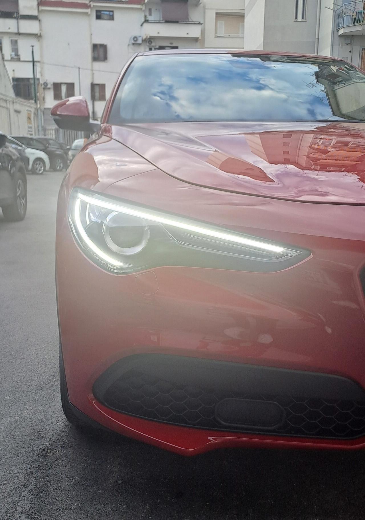 Alfa Romeo Stelvio 2.2 Turbodiesel 160 CV AT8 RWD