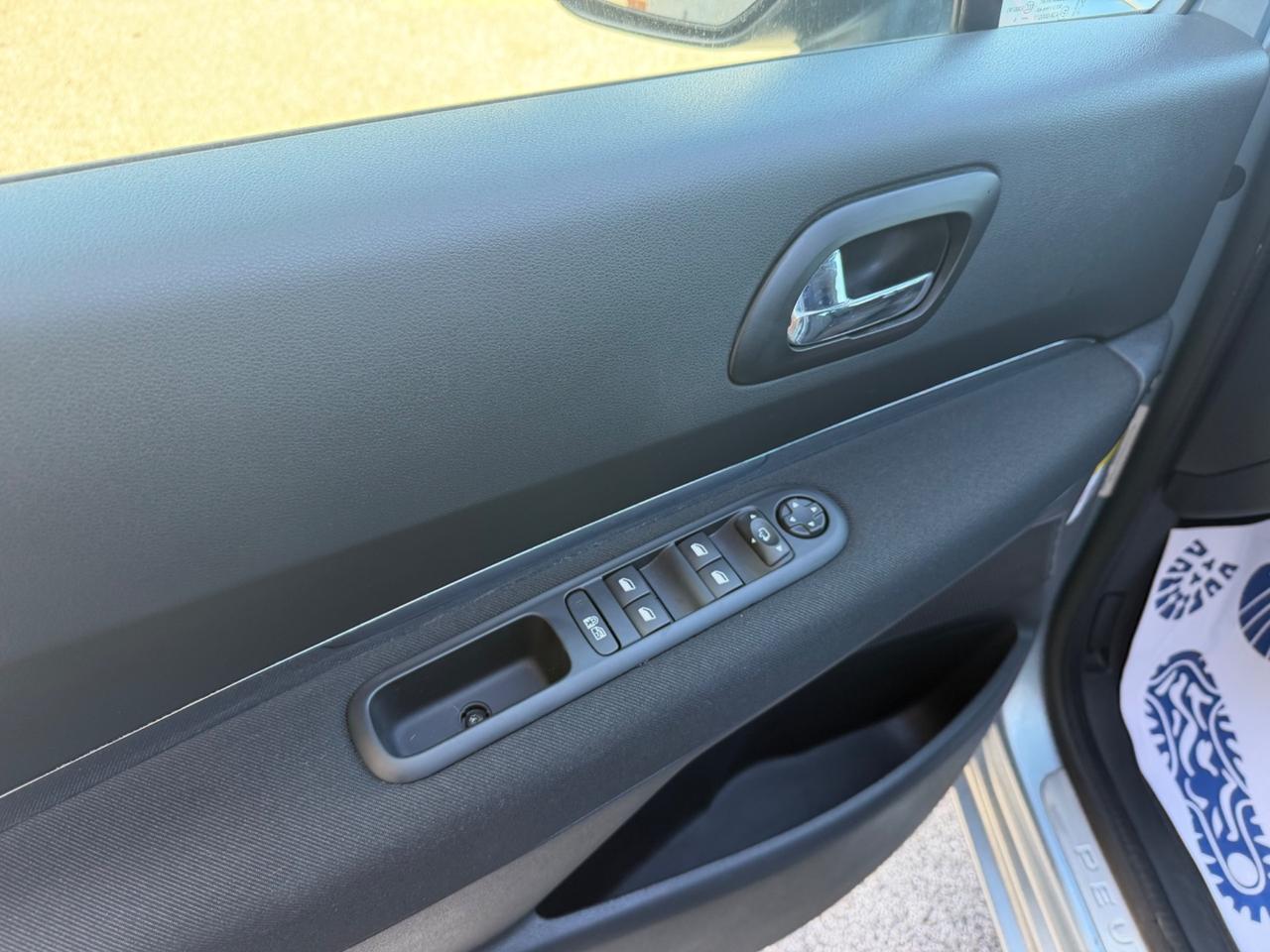 Peugeot 5008 2.0 Diesel 7 posti