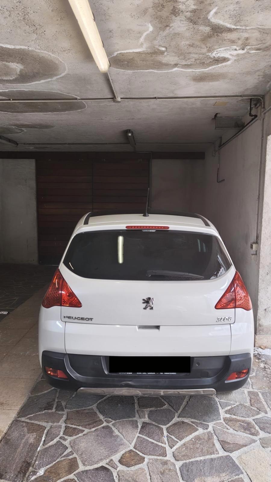 Peugeot 3008 2.0 HDi 150CV Business