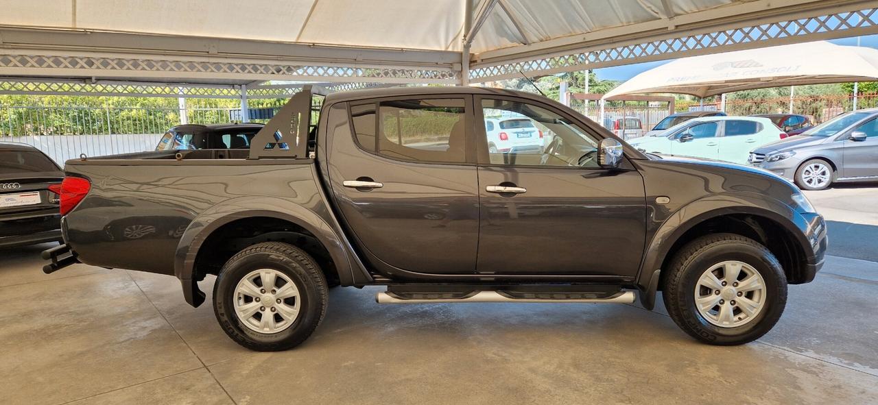 Mitsubishi L200 2.5 DI-D 136cv Doppia Cabina INVITE