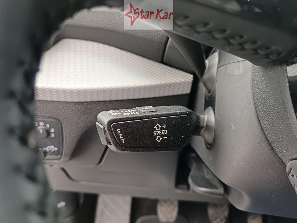 Audi Q2 30 TDI Business Design
