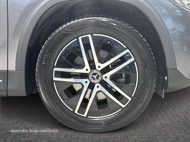 MERCEDES-BENZ GLA 200 Automatic Sport Plus