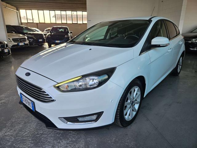Ford Focus Focus IV 2015 5p 1.5 tdci Plus s