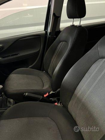 Fiat Punto Evo benzina ok neopatentati