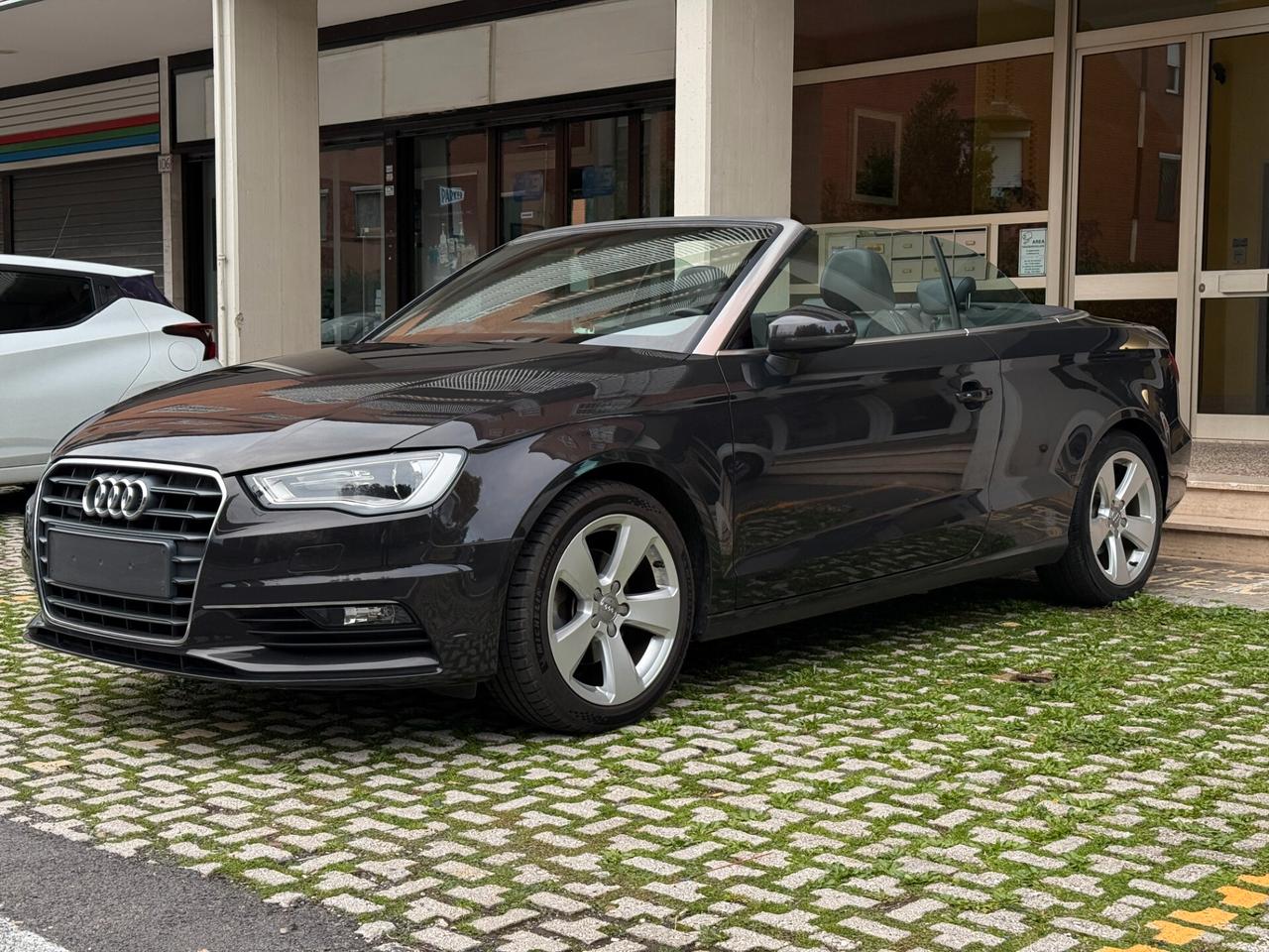 Audi A3 Cabrio 1.4 Sport, Tagl. ufficiali, alcantara, navigatore