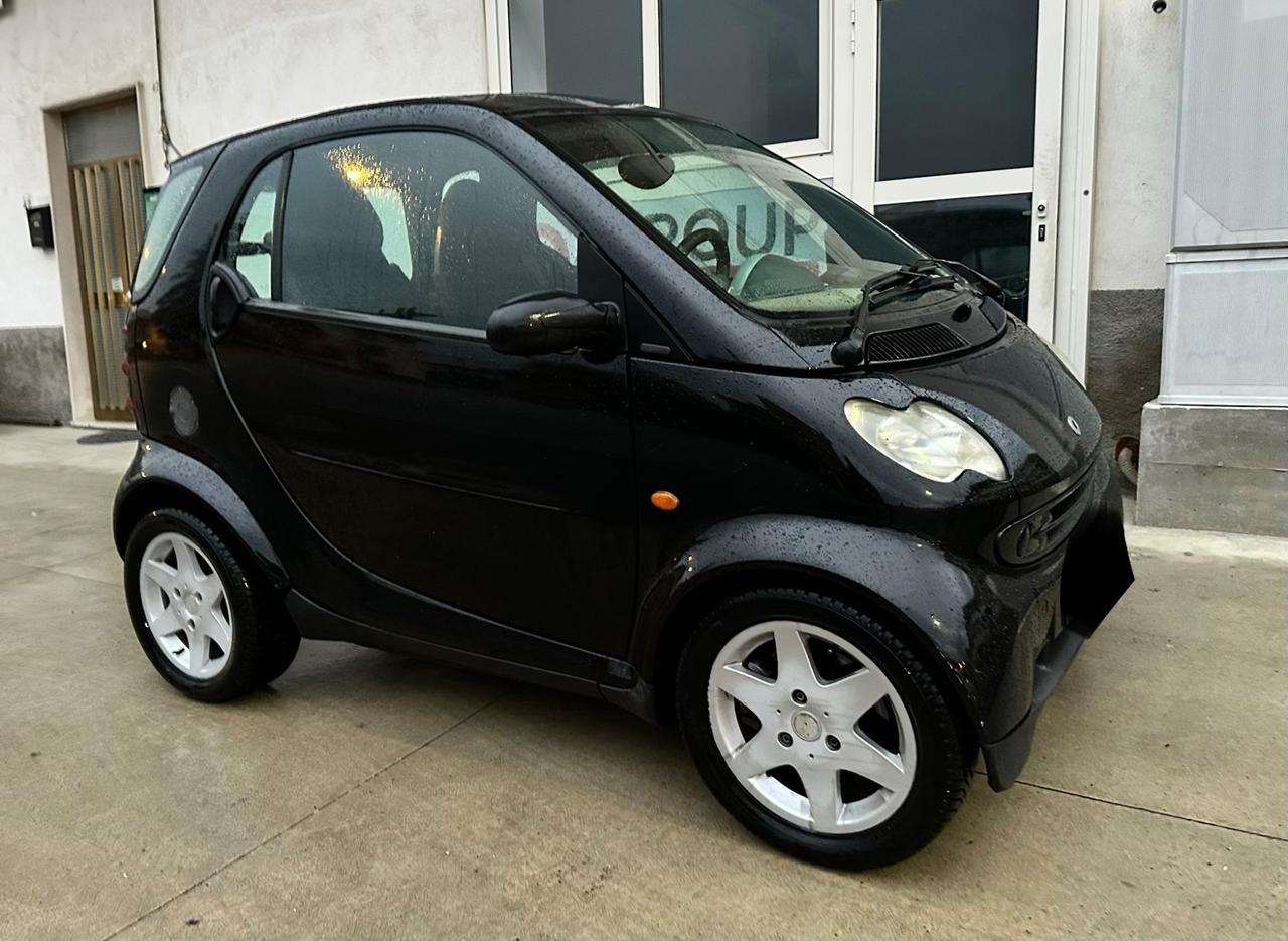 Smart 700 city-coupé pulse