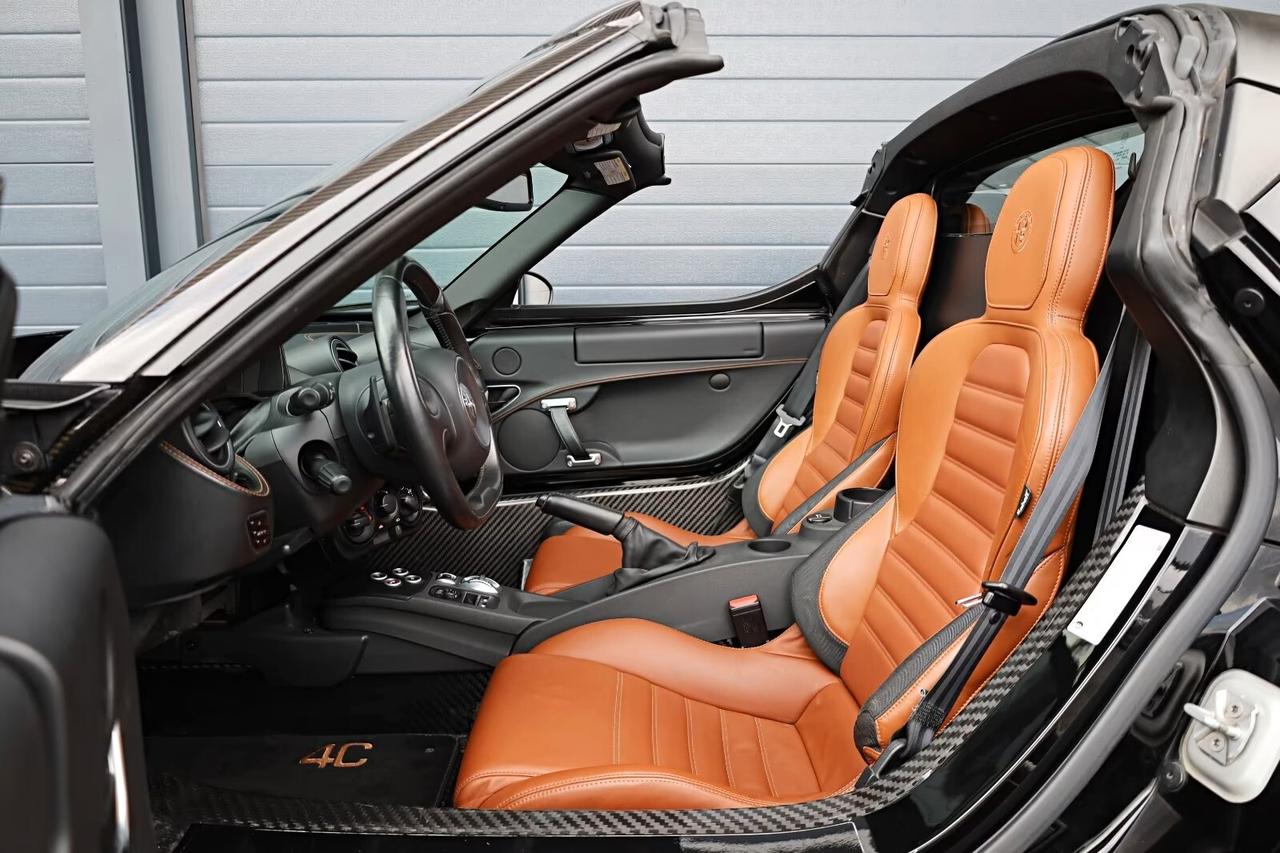 Alfa Romeo 4C 1750 TBi Spider FULL CARBON/ALPINE/RETROCAMERA
