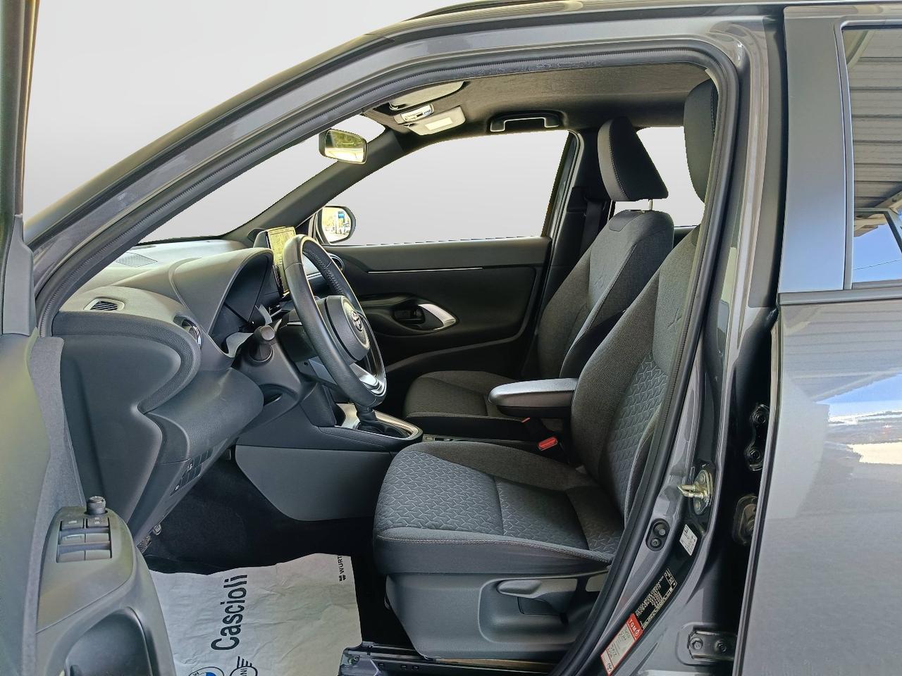 TOYOTA Yaris Cross - MY '22