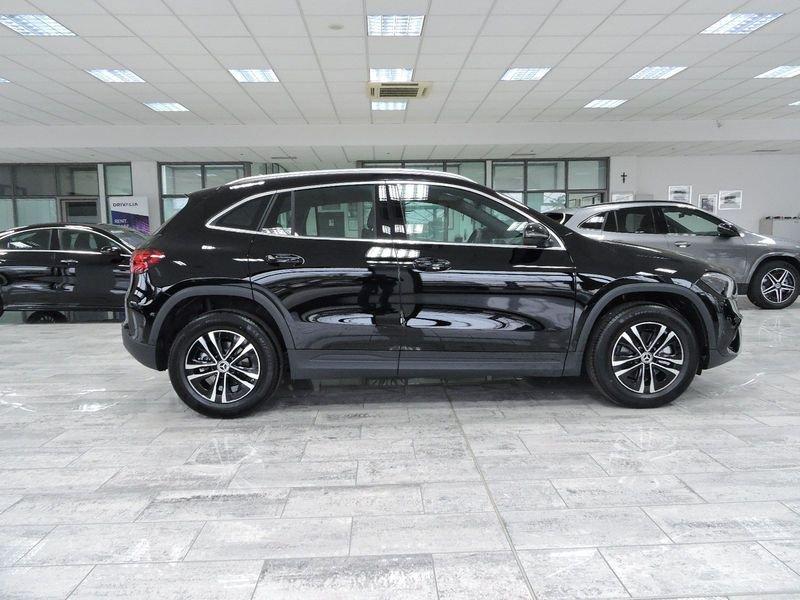 Mercedes-Benz GLA GLA 180 Automatic Advanced KM ZERO