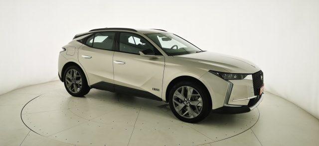DS AUTOMOBILES DS 4 E-Tense 225 Cross Trocadero