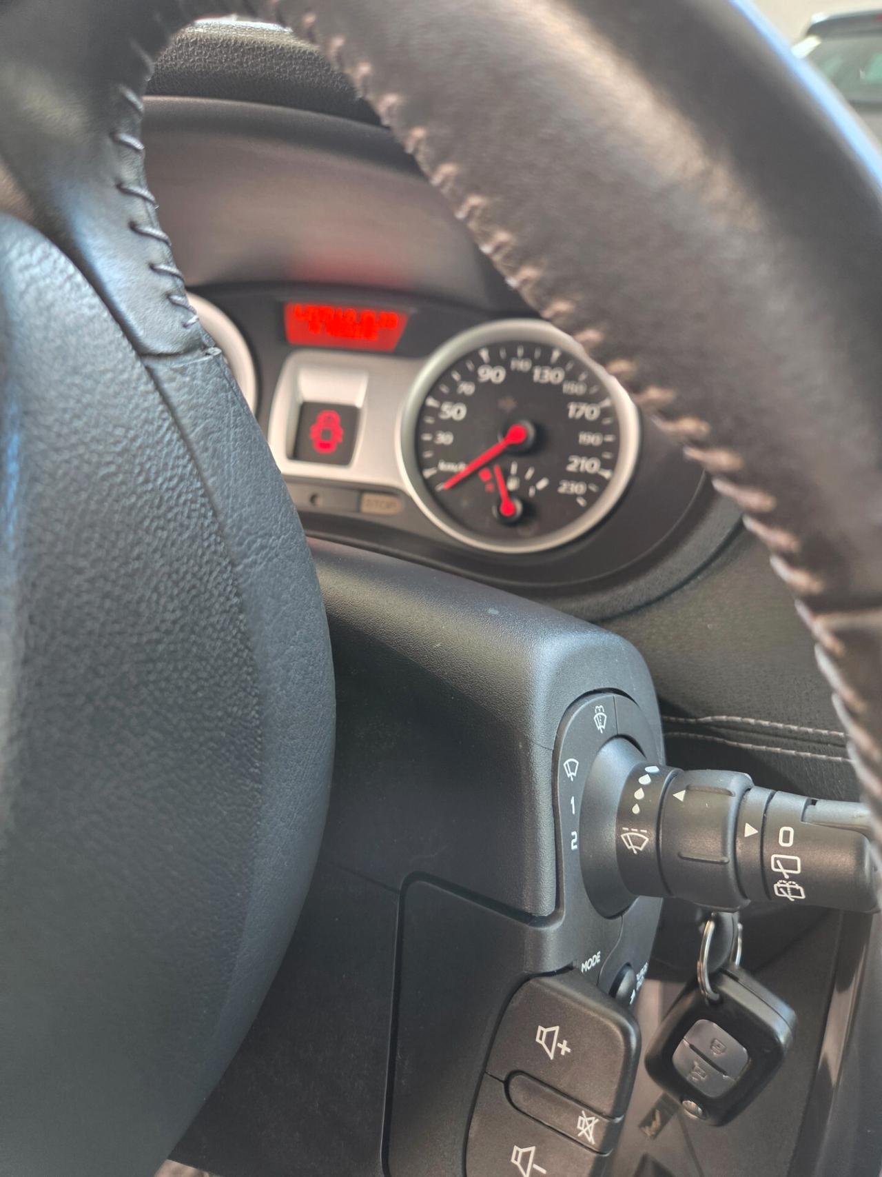 Renault Clio 1.2 16V 5 porte Confort