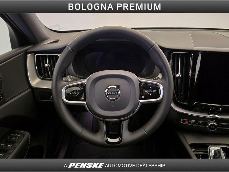 Volvo XC60 XC60 B4 (d) AWD automatico Plus Bright