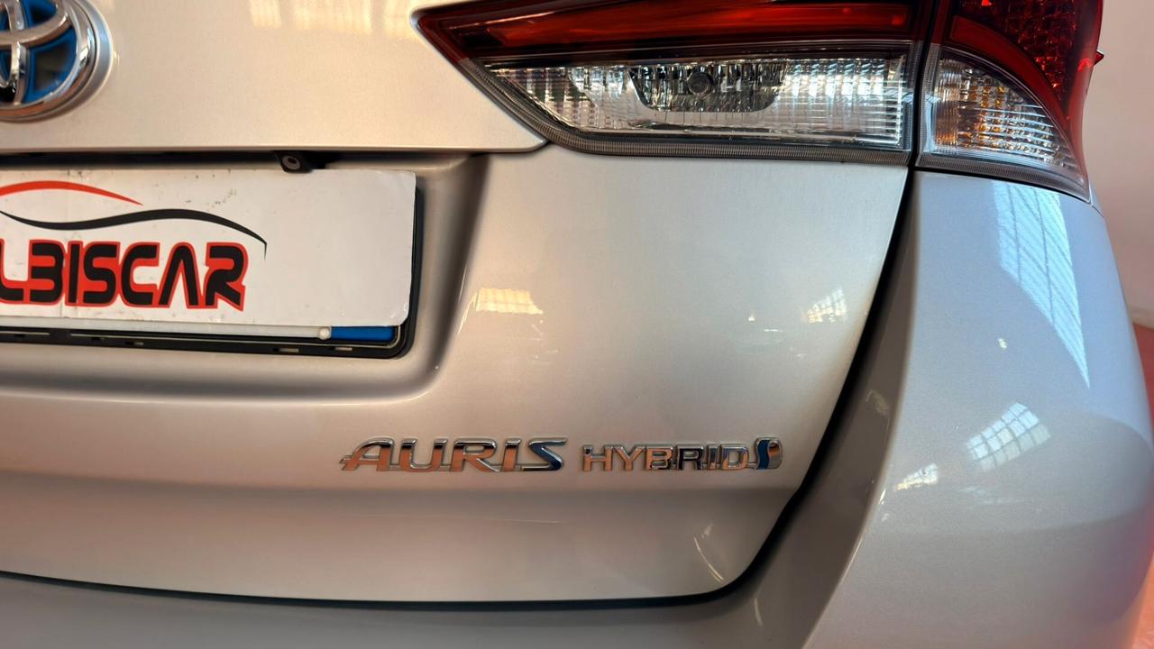 Toyota Auris 1.8 Hybrid Lounge