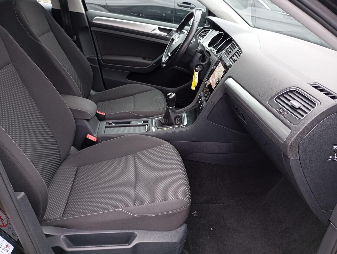 Volkswagen Golf Variant 1.6 TDI 115CV Trend. BMT