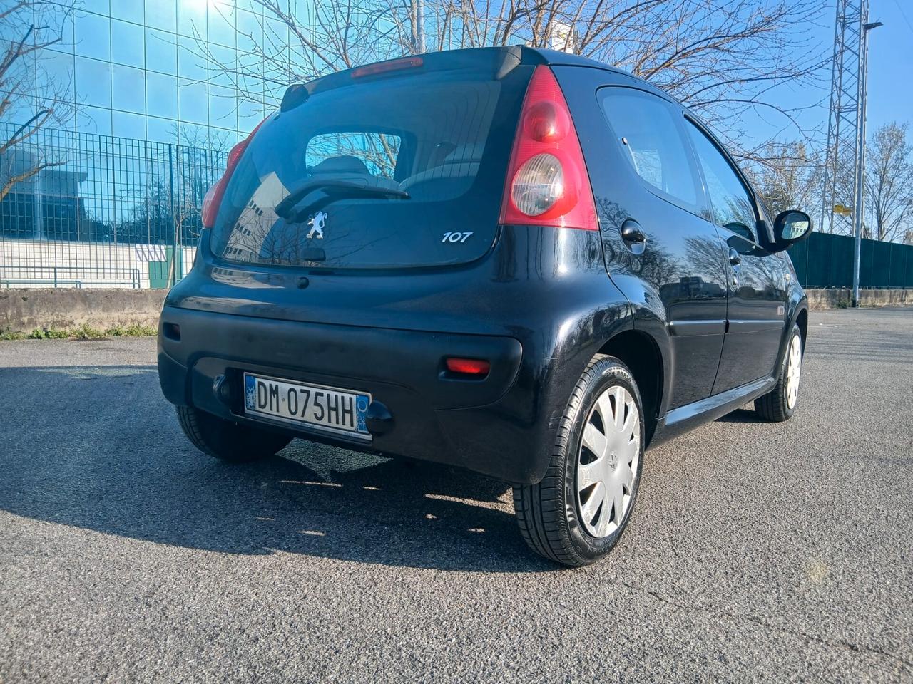 Peugeot 107 1.0 68CV 5p. Desir