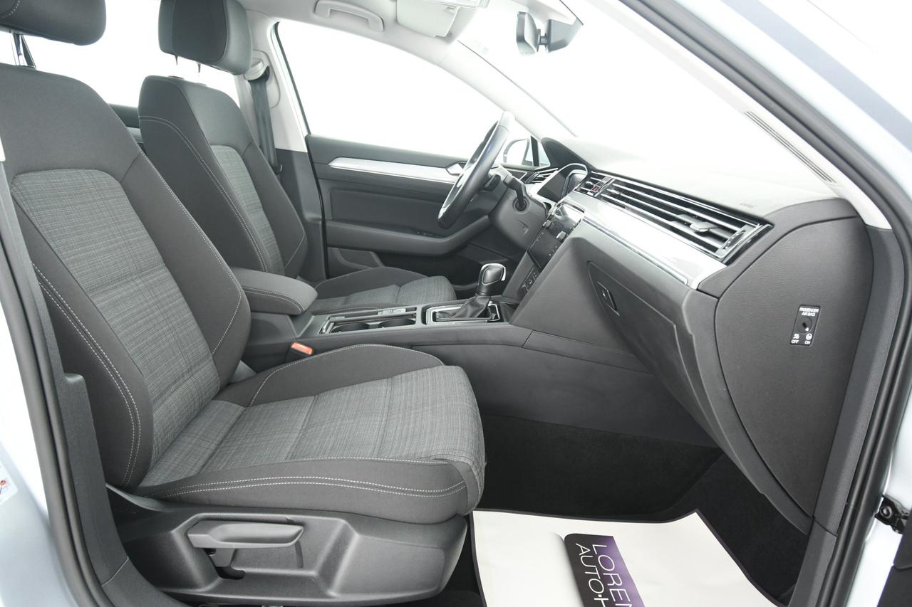 VOLKSWAGEN Passat Variant 2.0 tdi Business 122cv dsg NEOPATENTATI+ACC+CAMERA