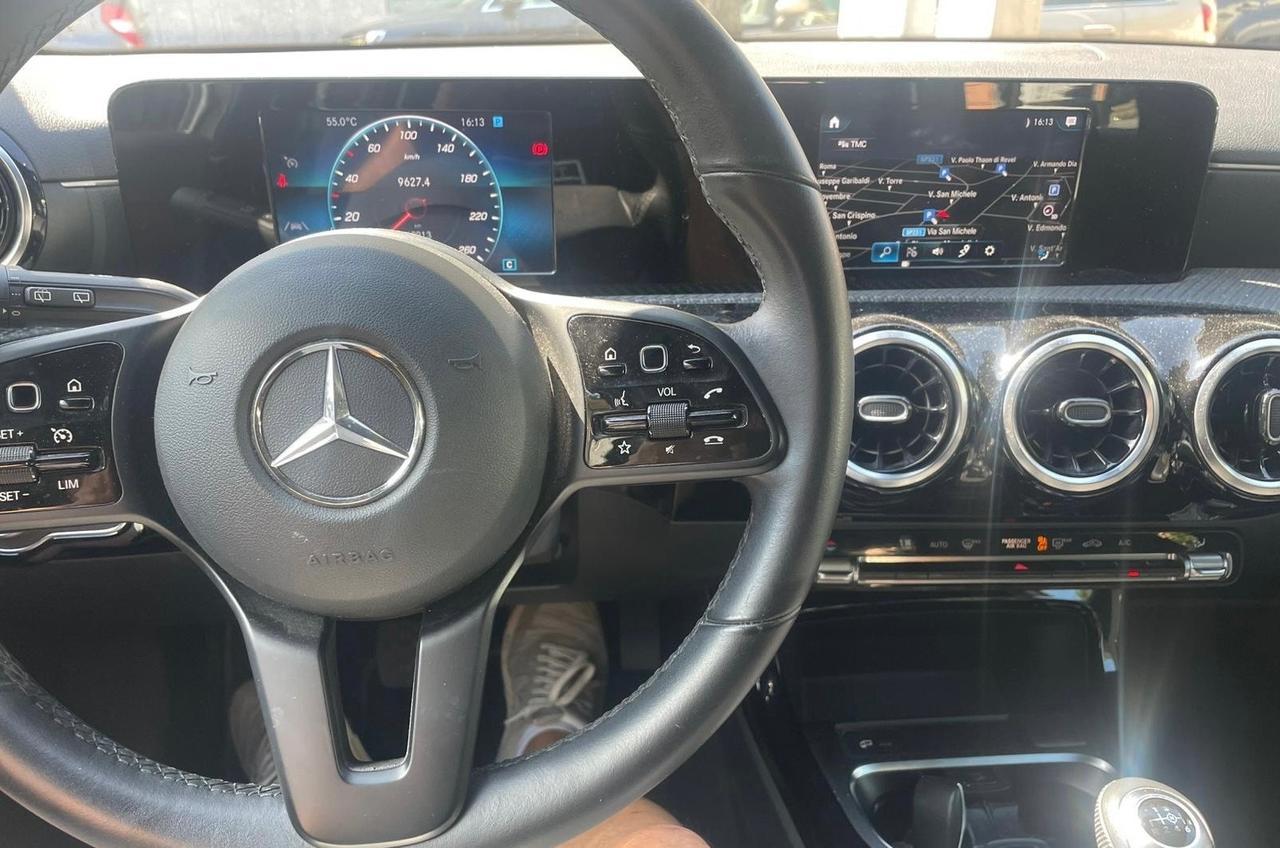 Mercedes-benz A 160 d Premium