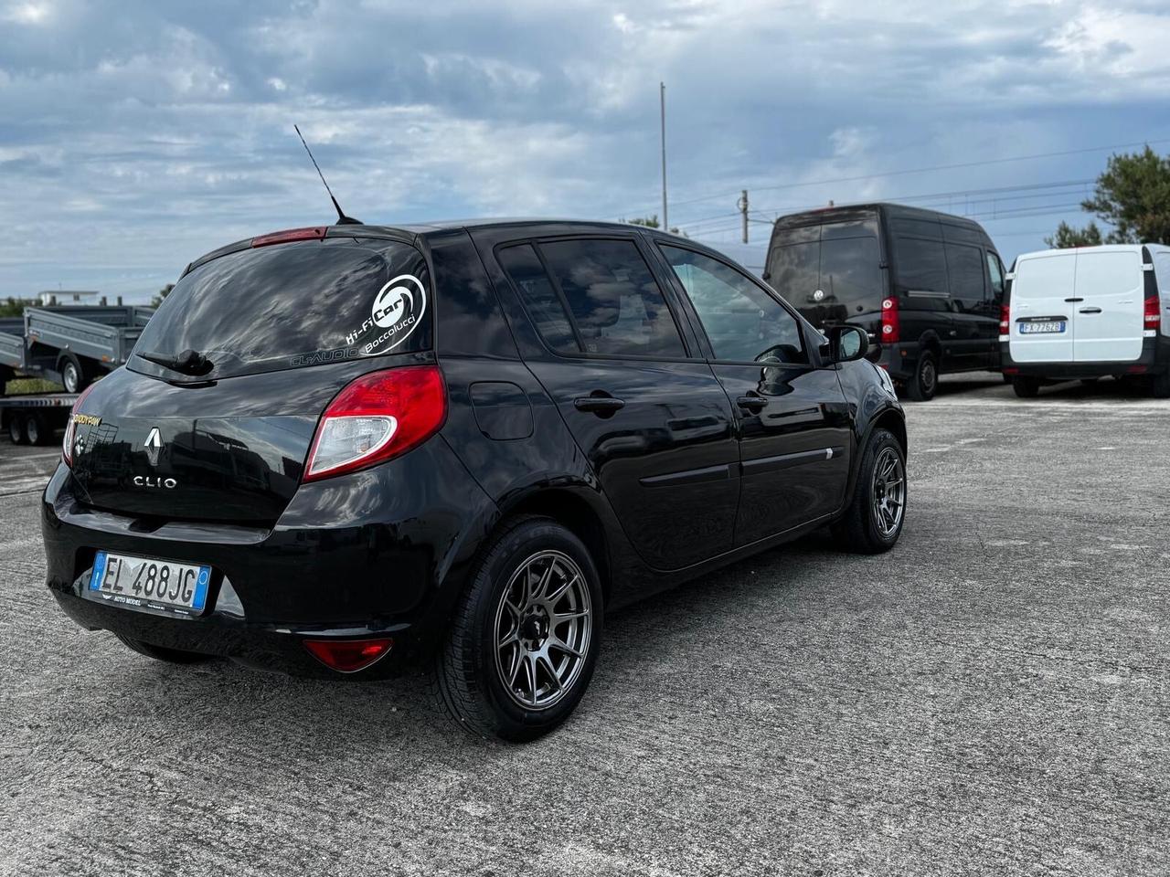 Renault Clio 1.2 16V 5 porte GPL Dynamique