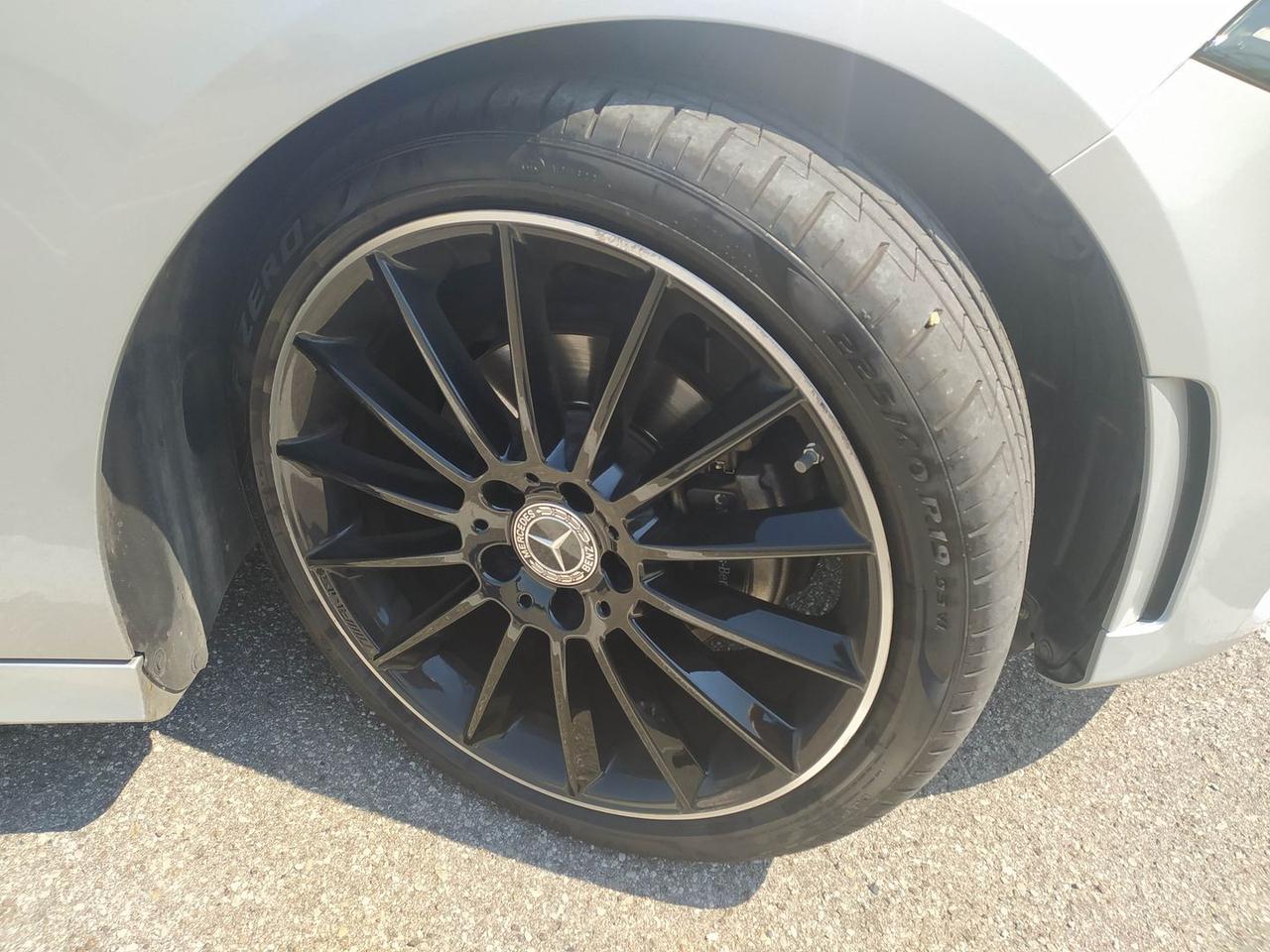 Mercedes-Benz A 200 Premium A 200 D #11611