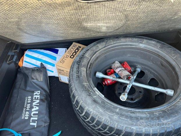 RENAULT CAPTUR 1.0 tce Intens Gpl 100cv my21