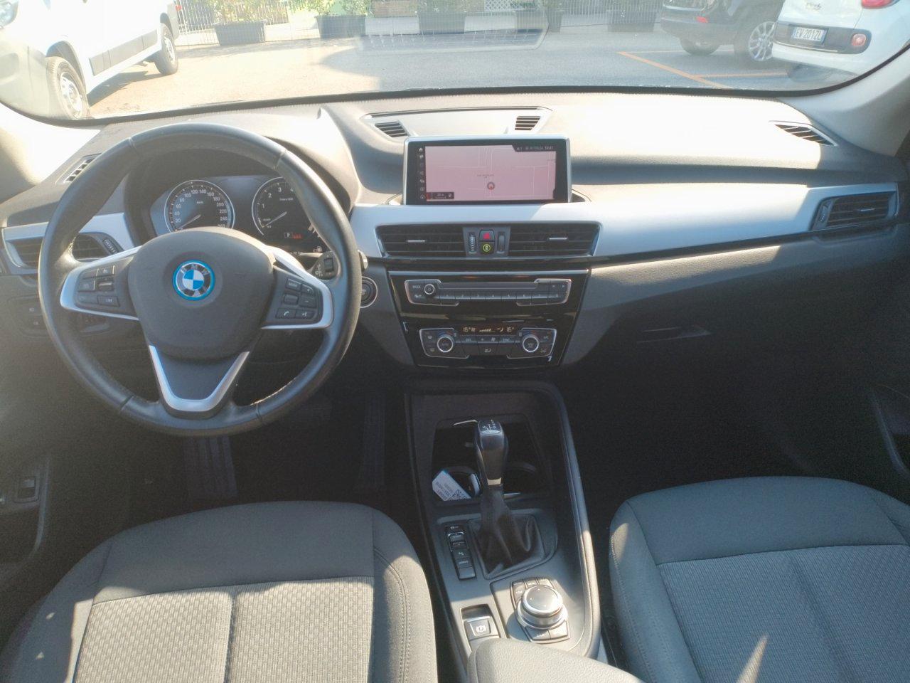 BMW X1 xdrive25e Business Advantage auto
