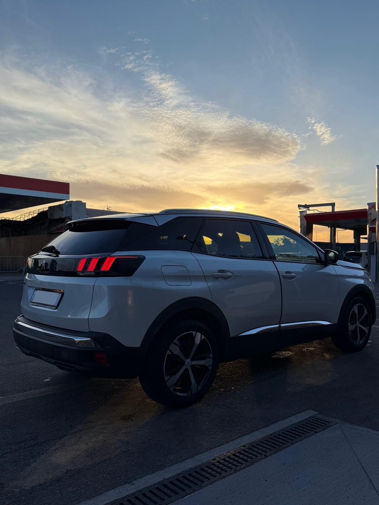 Peugeot 3008 BlueHDi 130 S&S Allure