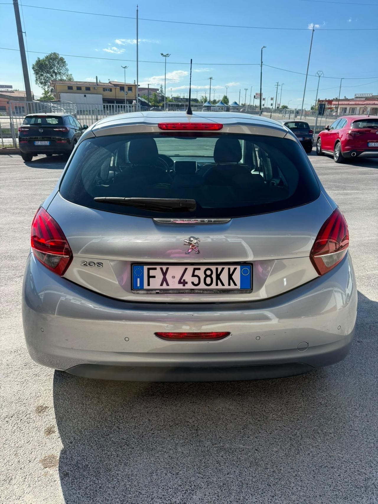 Peugeot 208 BlueHDi 100 S&S 5 porte Allure