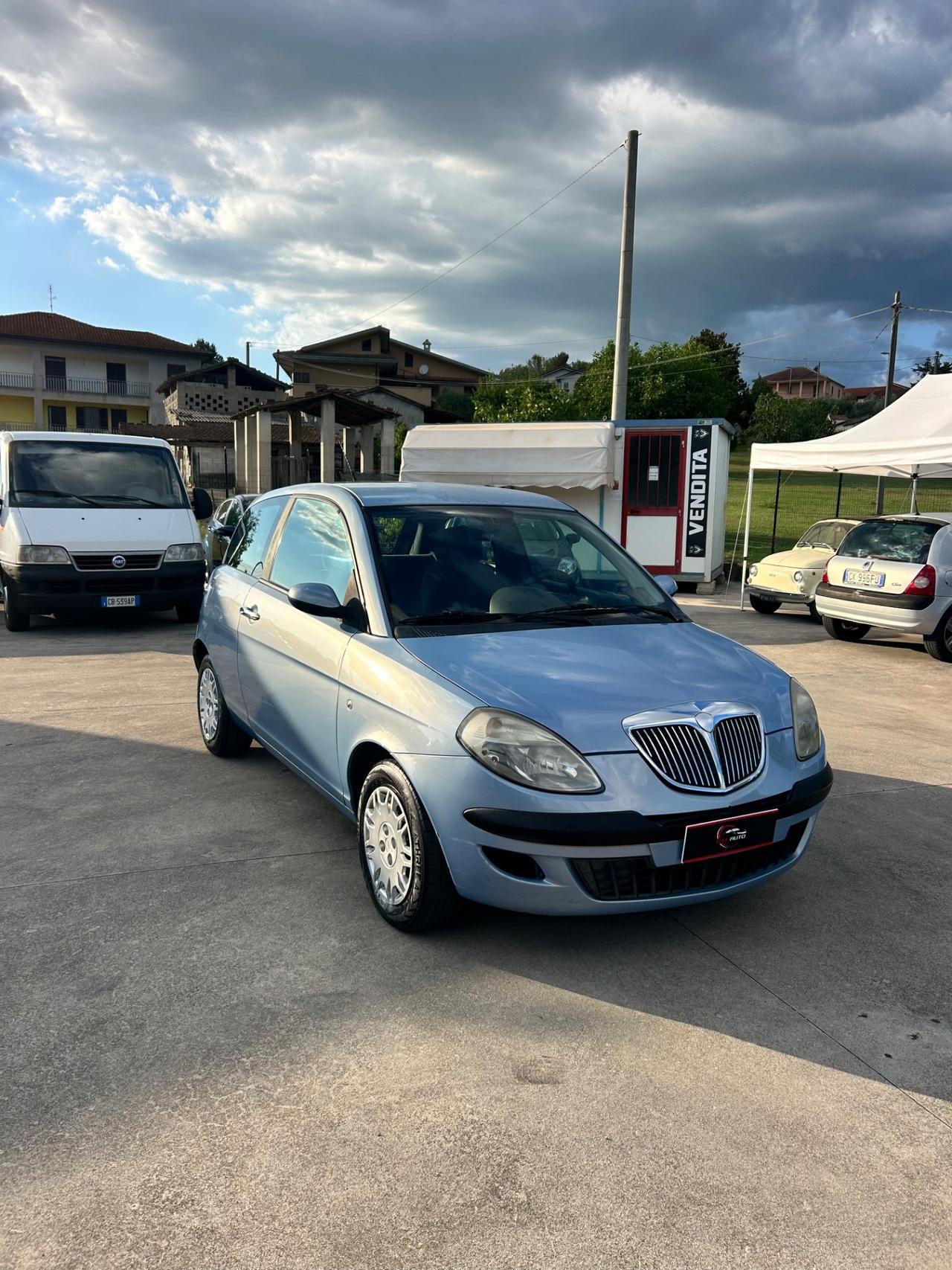 Lancia Ypsilon 1.2 Argento
