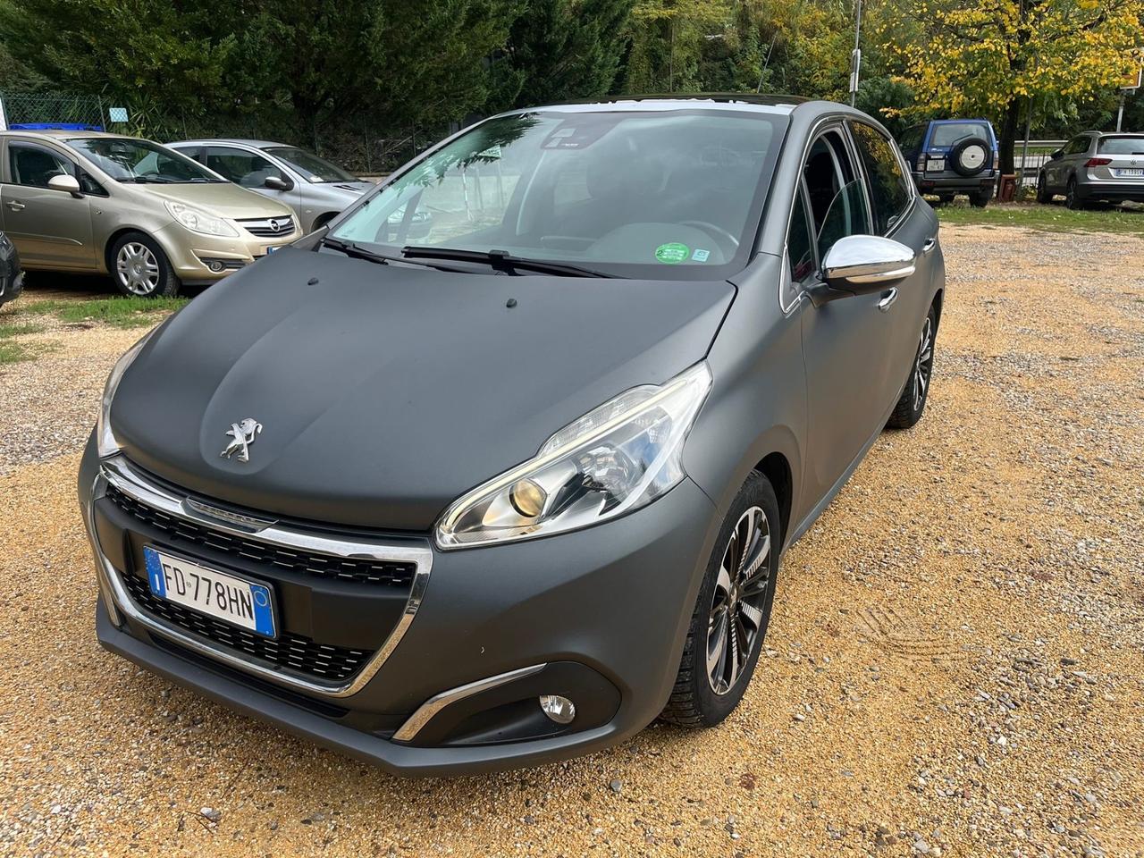 Peugeot 208 PureTech 82 5 porte Allure