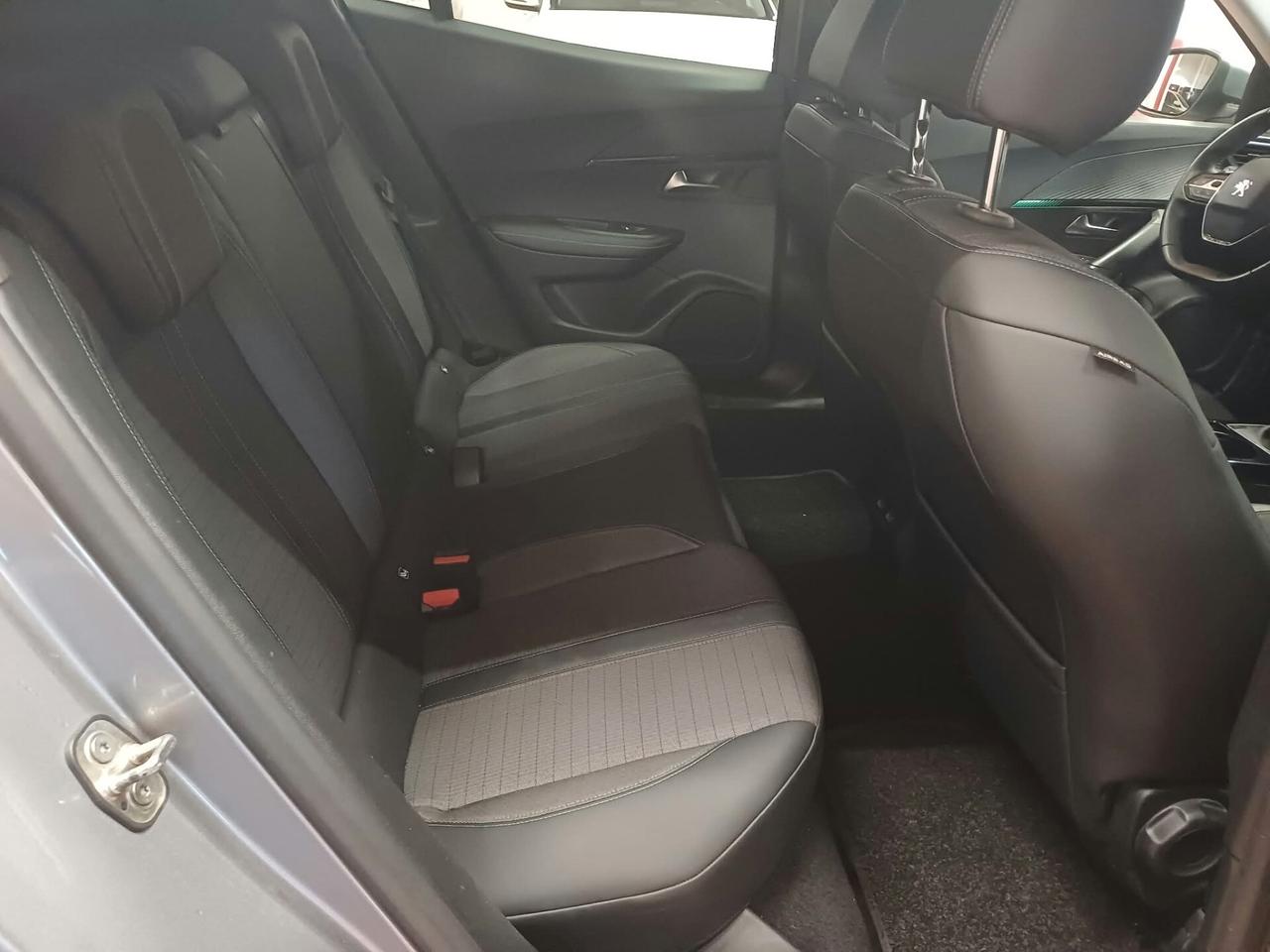 Peugeot 2008 PureTech 130 S&S Allure