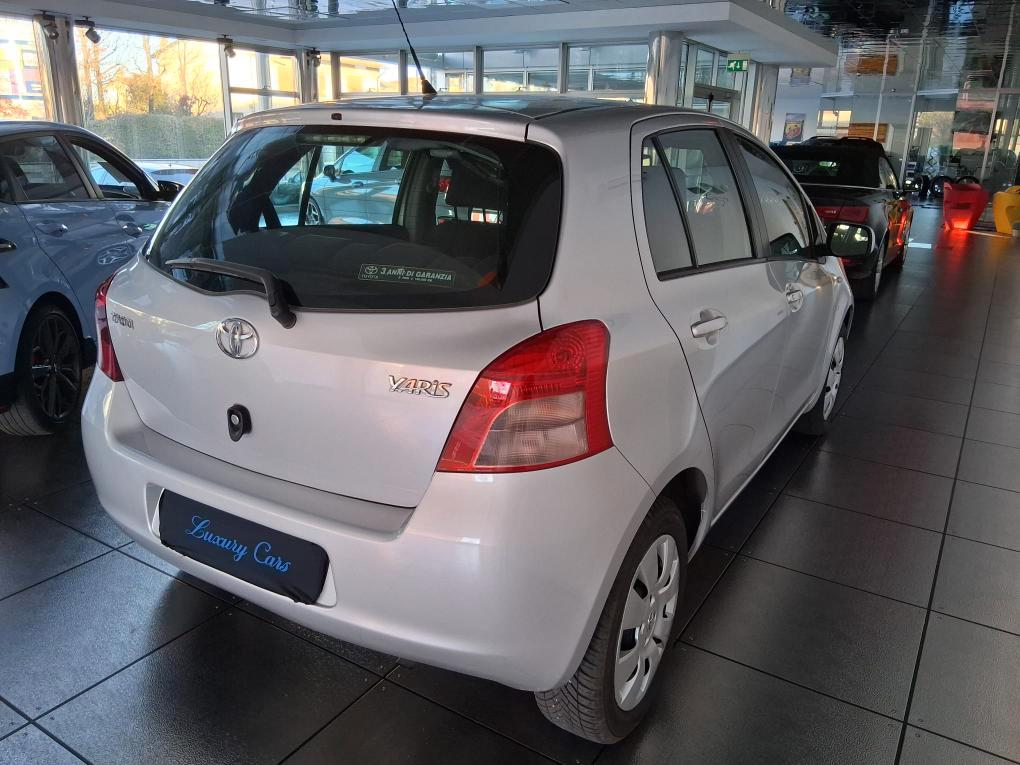 TOYOTA YARIS 1.0 BENZINA IDONEA NEOPATENTATI