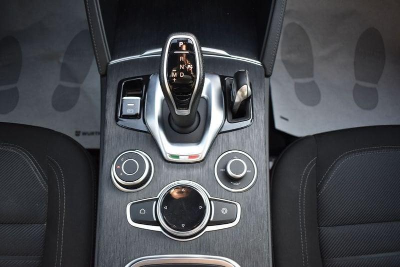 Alfa Romeo Stelvio Stelvio 2.2 Turbodiesel 160 CV AT8 RWD Super Business