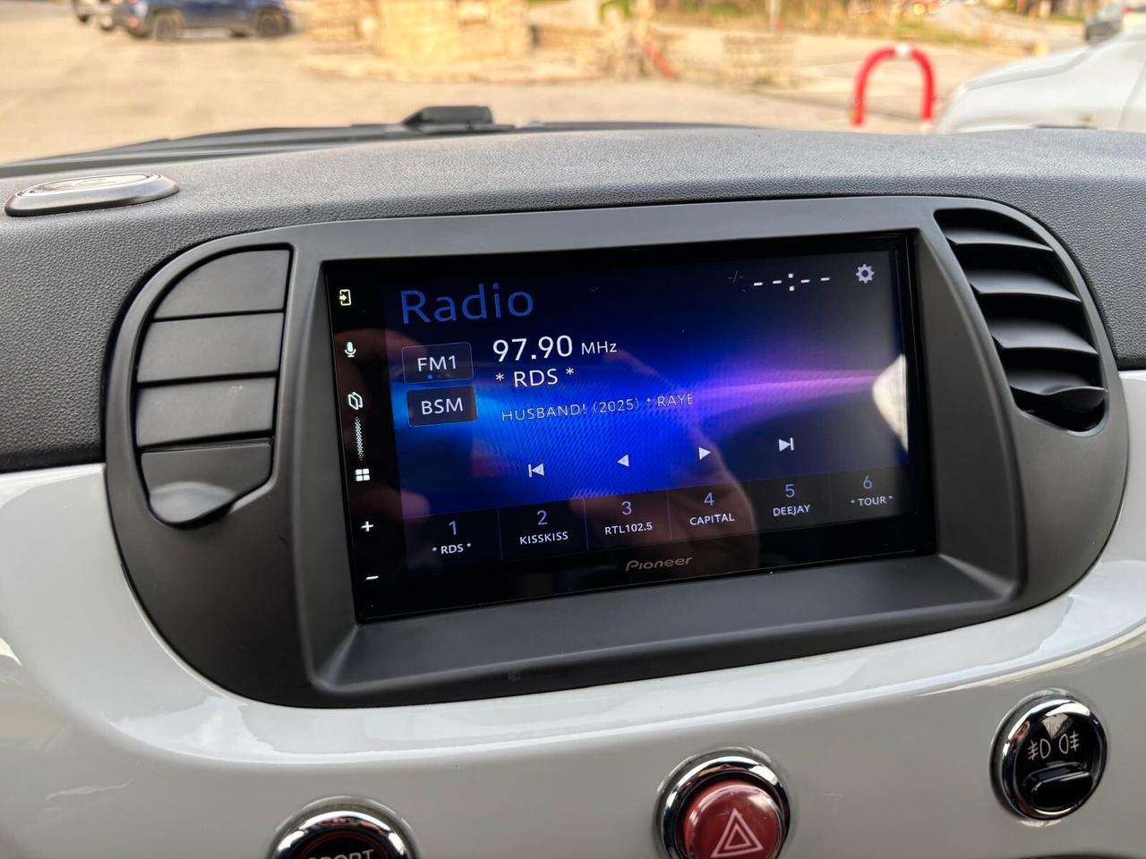 Abarth 500 C 1.4 Turbo T-Jet MTA Bicolore