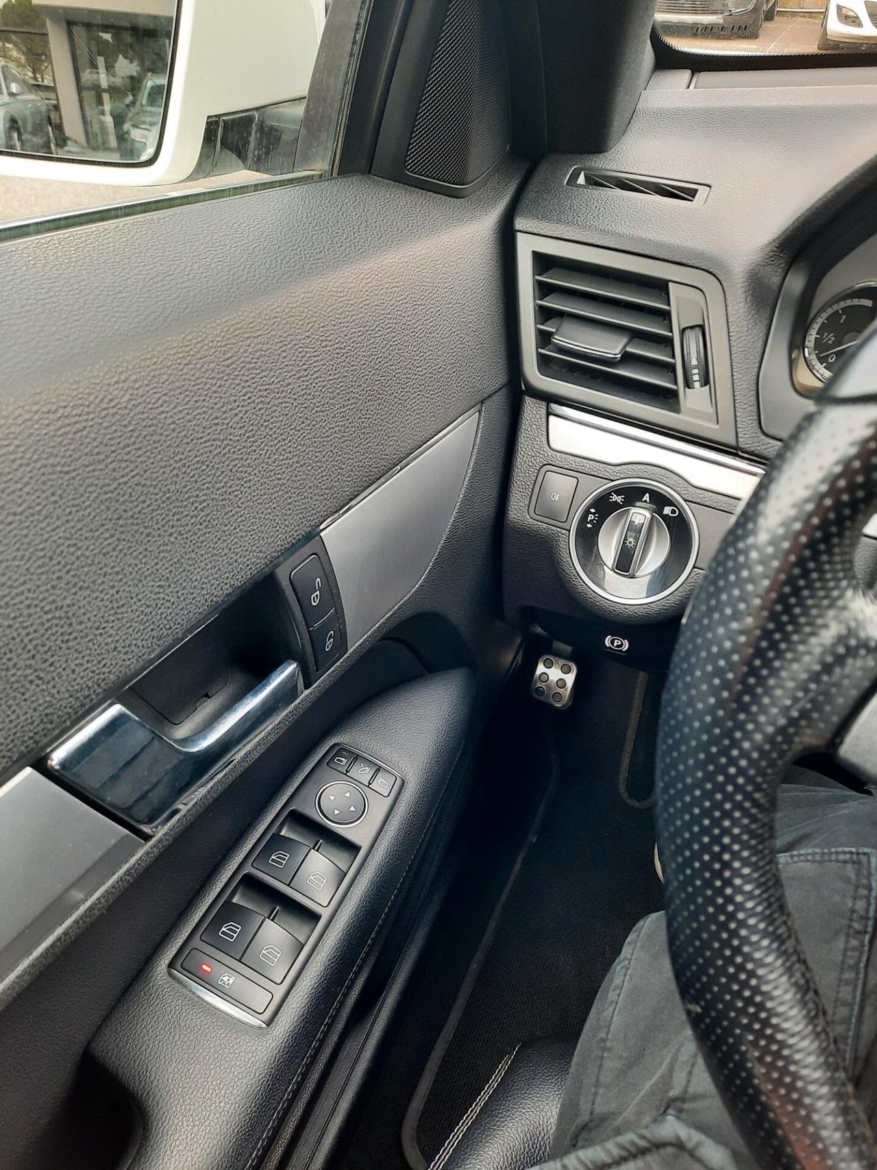 Mercedes-benz E 350 CDI AMG Coupé BlueEFFICIENCY Avantgarde